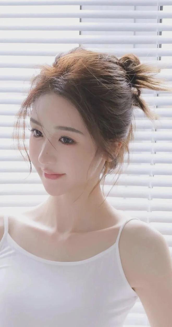 - 千百蓦然回首最新地址春节版Vj9九游